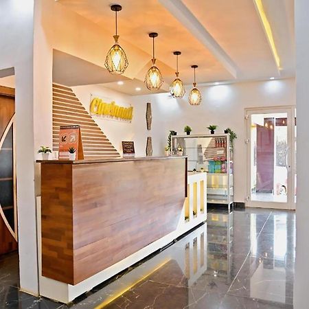 Cincinnati Hotel Yaoundé Extérieur photo
