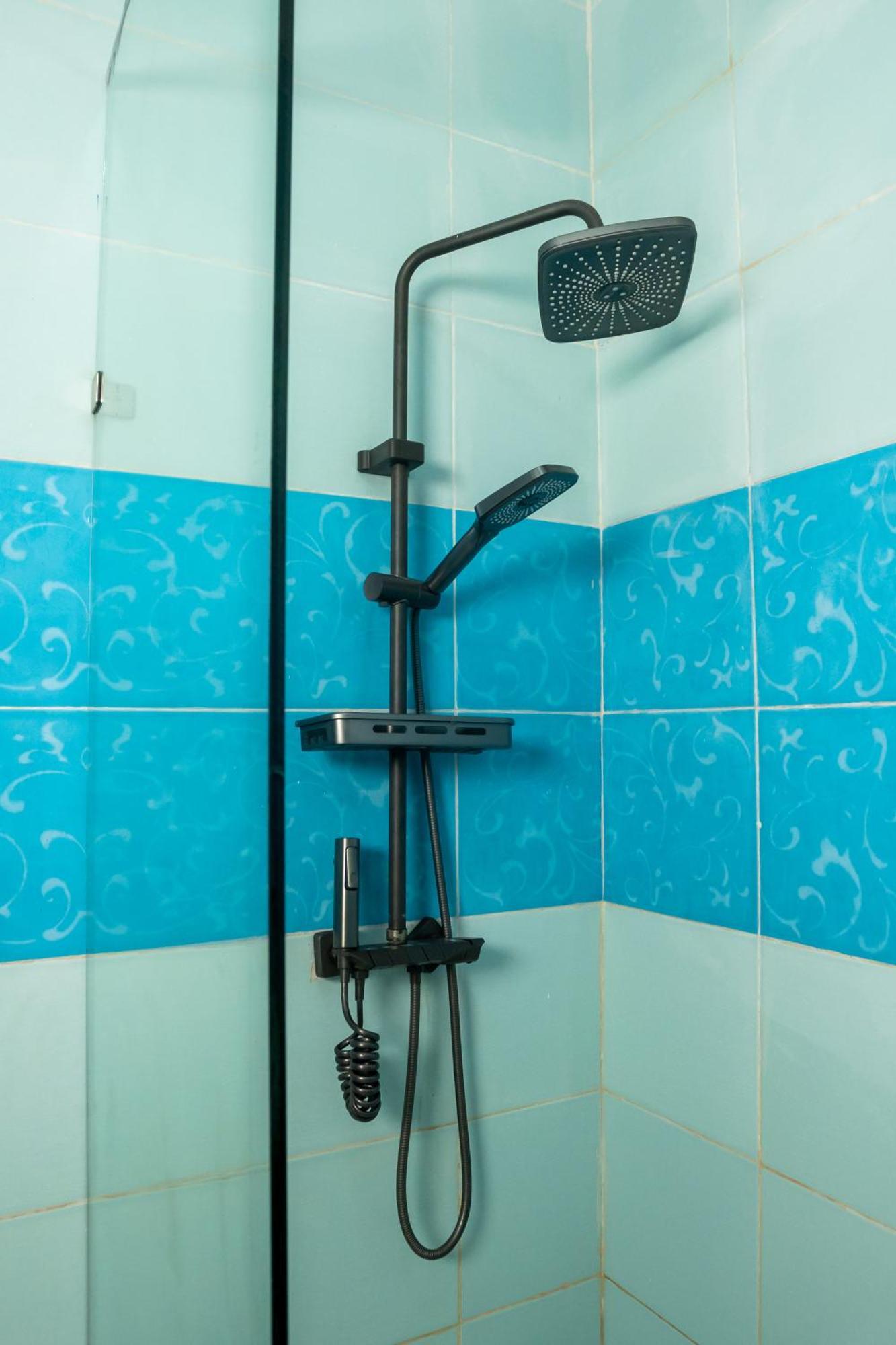 Cincinnati Hotel Yaoundé Extérieur photo