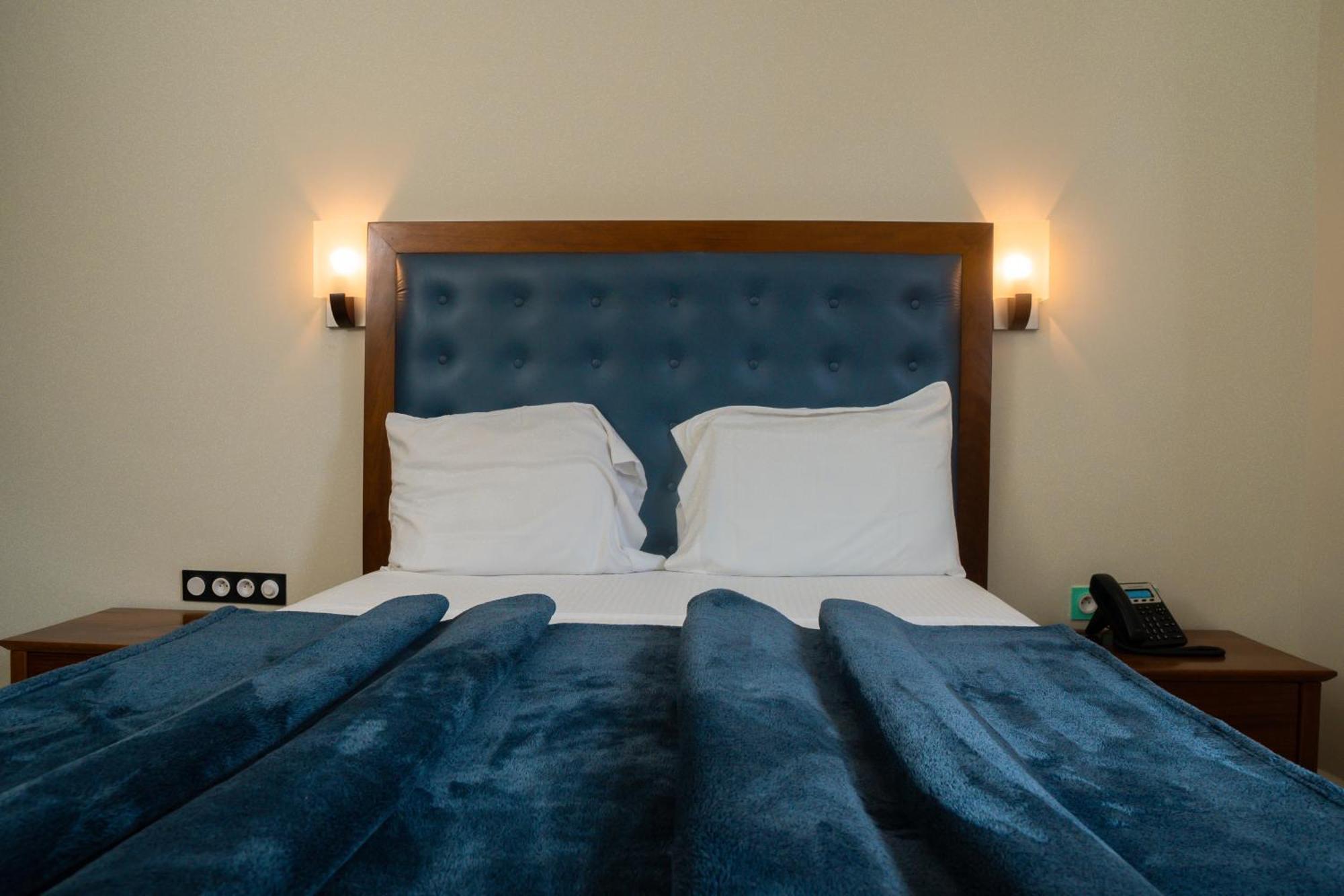 Cincinnati Hotel Yaoundé Extérieur photo